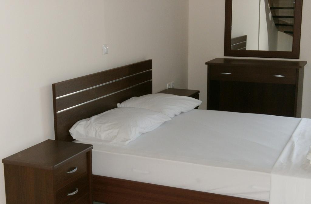 Artemis - Marina Apartments Evia Room photo