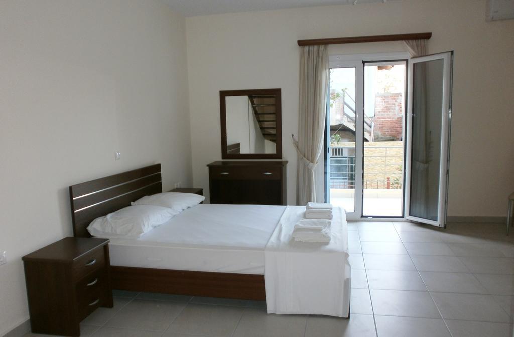 Artemis - Marina Apartments Evia Room photo