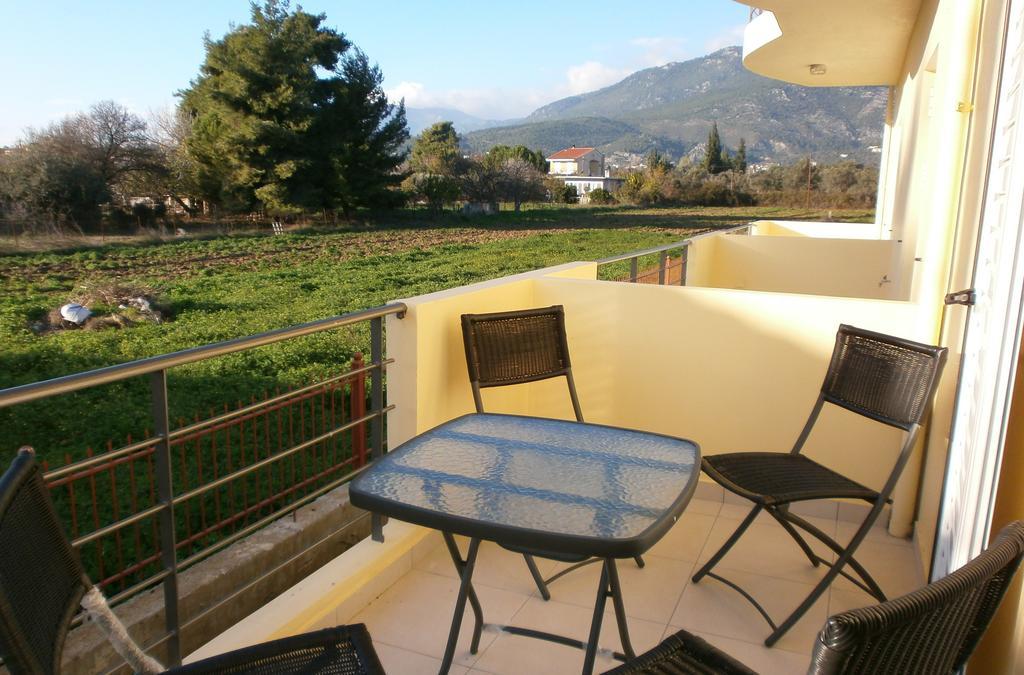 Artemis - Marina Apartments Evia Room photo