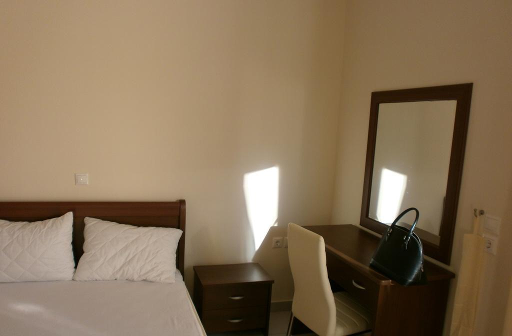 Artemis - Marina Apartments Evia Room photo